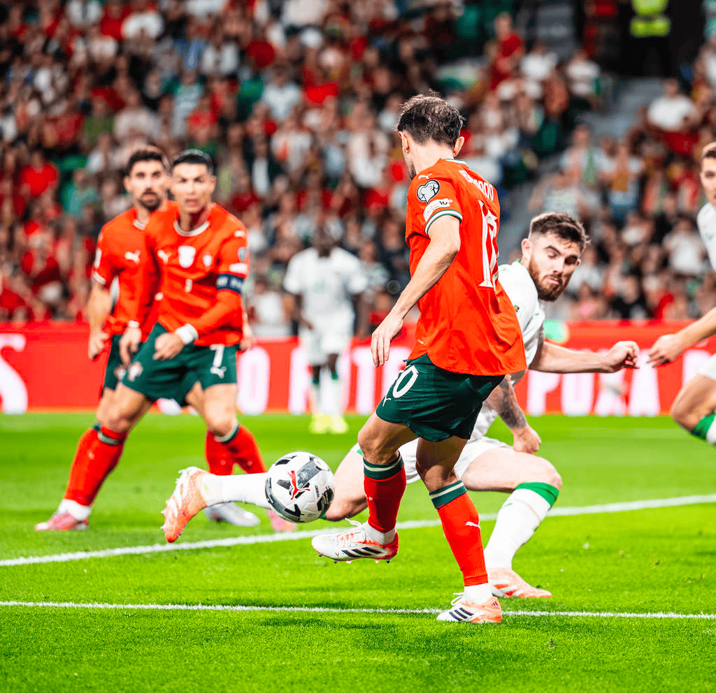 英雄联盟s15-包含国际比赛日葡萄牙体育单刀错失：欧冠节点到来，媒体盛赞，赛程密集仍需轮换的词条